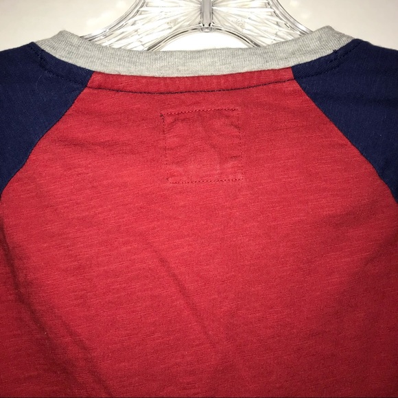 Gap Kids shirt, 100% cotton, red/navy blue/light gray, two buttons on chest - Picture 5 of 8